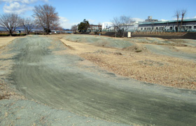 岩神緑地BMX